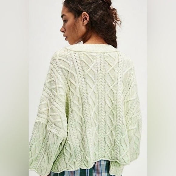 NWT FREE PEOPLE WASHED ASHORE CABLE KNIT SWEATER CANDY MINT COMBO - Picture 2 of 3
